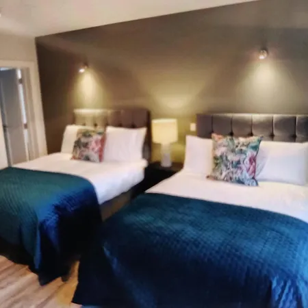 Luxury * Claremorris